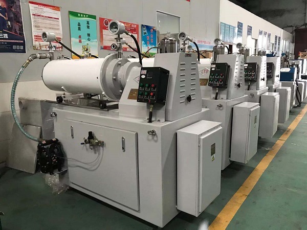 100L、50L大流量盤式砂磨機，8臺大家伙出貨啦！